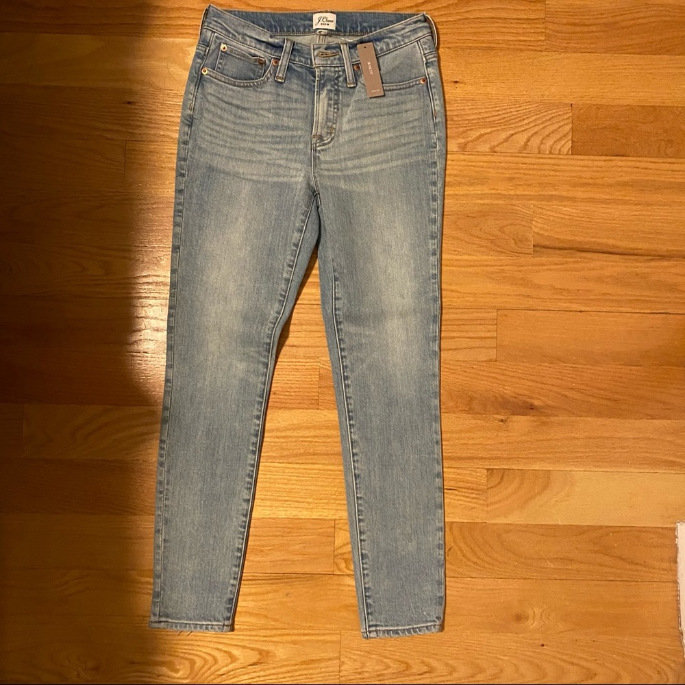 J Crew Light Wash Straight Legged Jean - 26